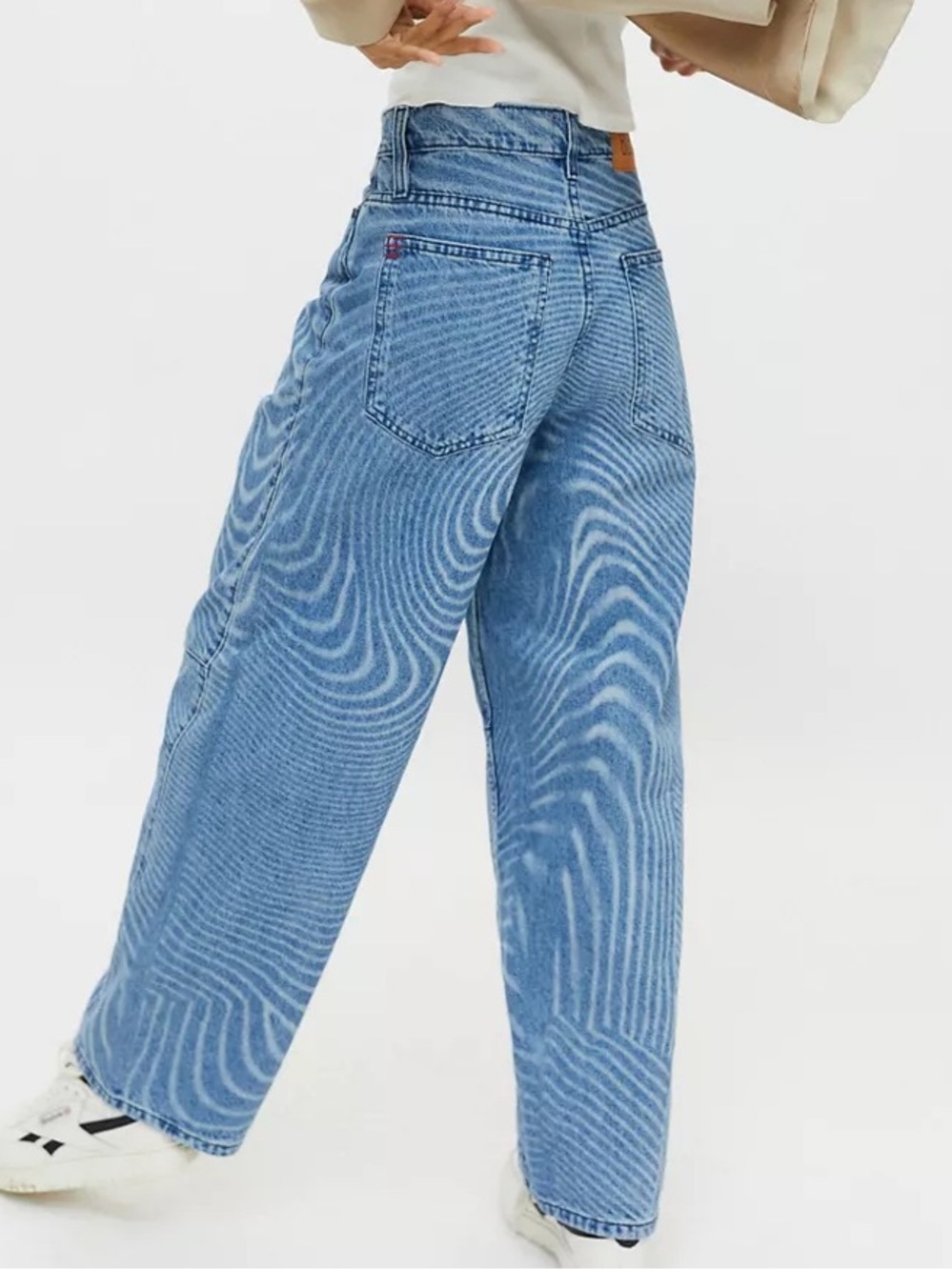 BDG Urban Outfitters Lightwash High Rise Extreme Baggy Jeans